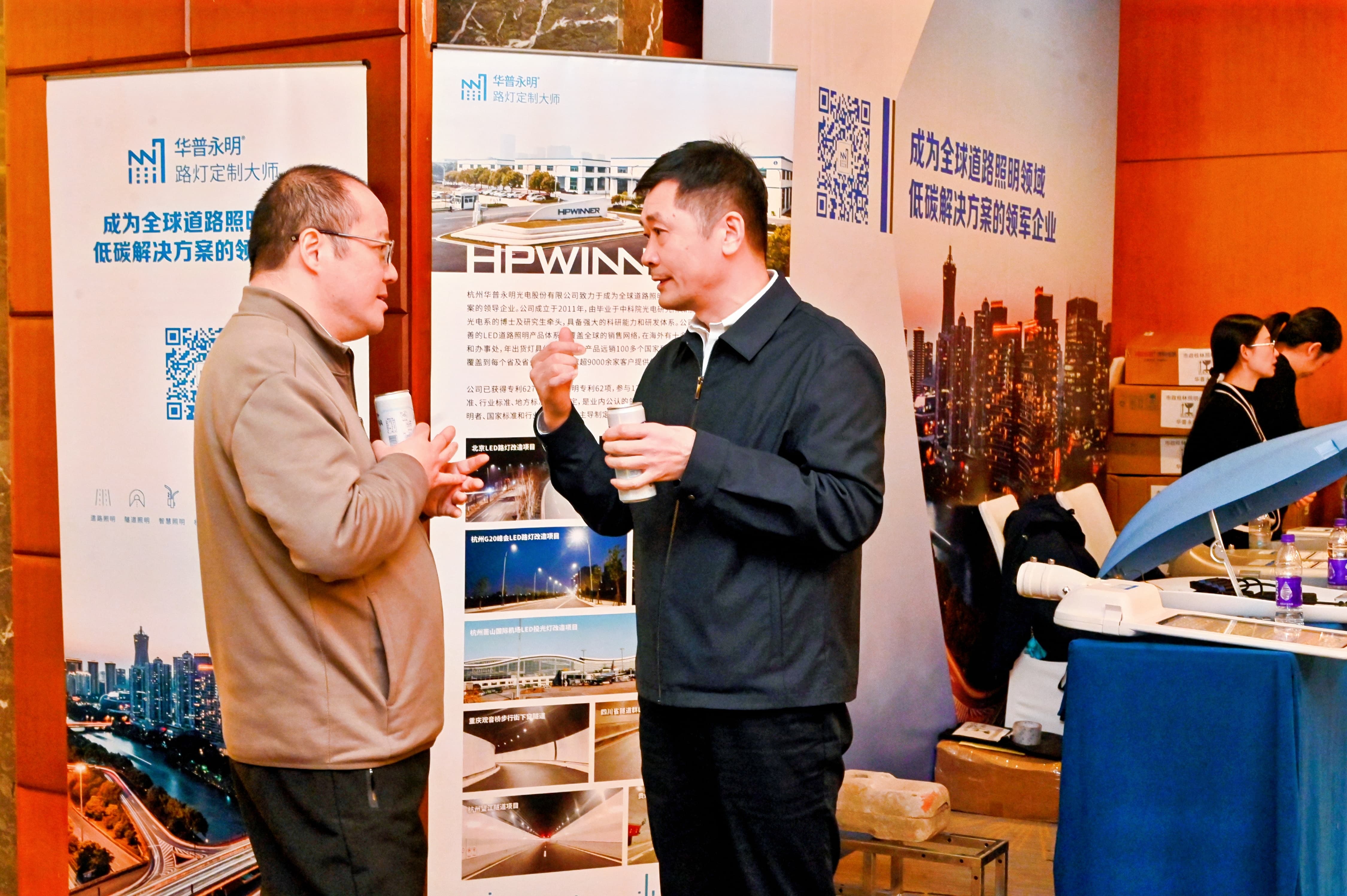 1729672490514104.jpg 14304678.jpg